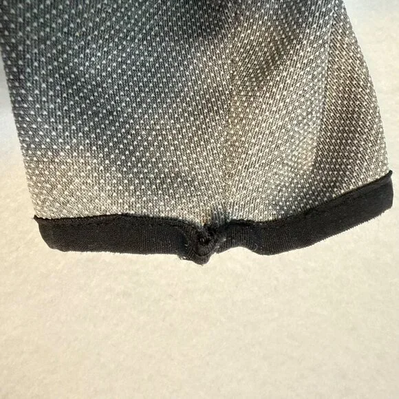 Oakley 1/4 Zip Pullover - Gray - XL - Coeur D Alene Golf Resort - Picture 12 of 12